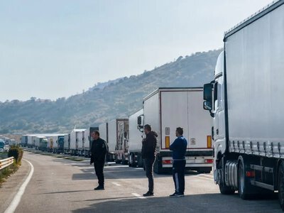 Міністр сільського господарства Італії засудив блокування постачань — ANSA English