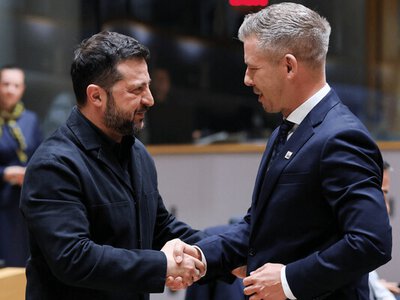 Зеленський уперше зустрівся з прем’єром Угорщини Мадяром у Брюсселі