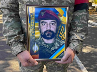 В Ужгороді попрощалися з полеглим захисником України Юрієм Грицаком