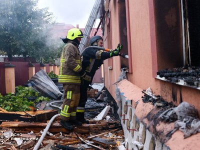 На Рівненщині внаслідок атаки знищено житловий будинок, є постраждалий