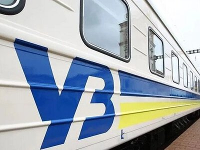 Після відбою тривоги поїзд поїхав без 25 пасажирів: Лубинець звернувся до «Укрзалізниці»
