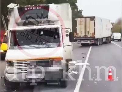 ДТП на Ярмолинеччині: на трасі не розминулися вантажівки (ВІДЕО)