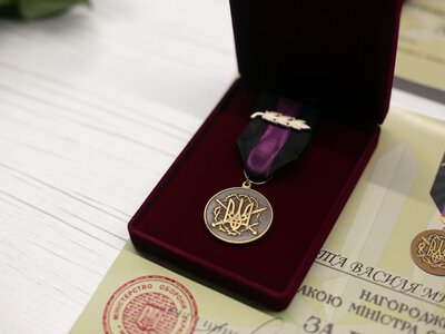 У Франківську п’ятьох захисників нагородили відзнаками Міноборони «За поранення»