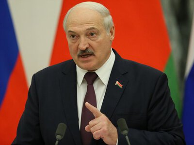 Це не Трампове питання: Лукашенко несподівано відповів на заклик змінити лідера України