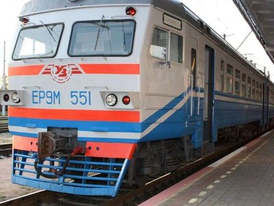 У Дніпрі та області змінять розклад приміських поїздів з 17 жовтня