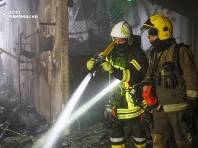 У Рівному через російську атаку пошкоджено ТРЦ: рятувальники завершили роботи