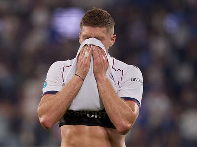 Тренер Болоньї зробив відверту заяву про Довбика: що чекає на форварда збірної України