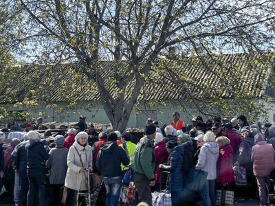 Папа Римський провів телефонну розмову з Путіним і попросив перемир’я для доставки допомоги в Олешки