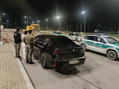 На кордоні України та Польщі зібралися черги із сотень вантажівок: очікування до 40 годин