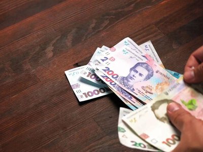 Мінімальні виплати пенсіонерам у листопаді: чи отримає хтось надбавку