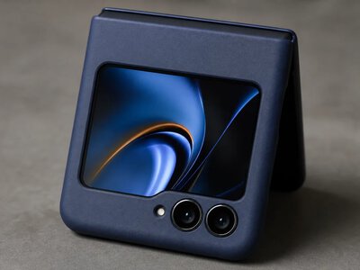 Чохол Apple для iPhone Duo за 79 доларів кріпиться клейкими смужками