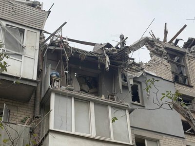 ОВА: Росіяни скинули на Херсон 8 керованих авіабомб, є загиблий та поранені