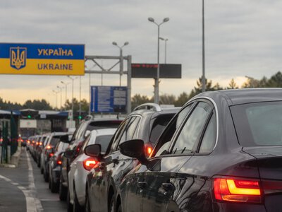 Повітряні тривоги ускладнюють перетин кордону з Польщею: ситуація на 17 жовтня