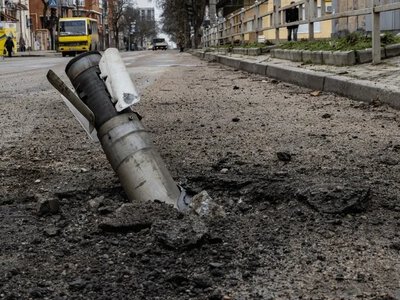 Російський обстріл Нововоронцовки: поранені 8-річна дівчинка та жінка