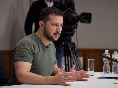 Зеленський попередив про загрозу для заходу України і намір США й далі послаблювати санкції проти росії