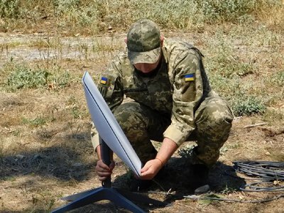 SpaceX обмежила доступ України до супутникового зв'язку на кордонах - ISW