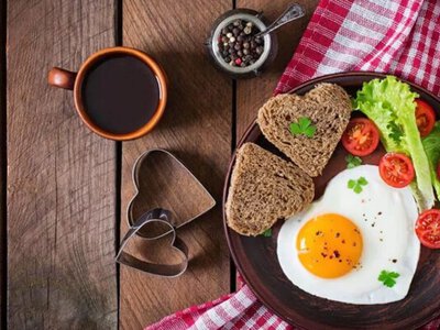 Три продукти з яких не варто починати день: що краще їсти на сніданок