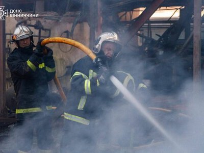 Після нічної ворожої атаки на Вінниччині є руйнування критичної інфраструктури