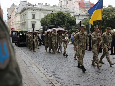 Сьогодні Львівщина прощається з одним полеглим захисником