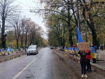 «Моє серце чекає тебе»: в Олександрівці пройшла акція на підтримку зниклих безвісти та військовополонених