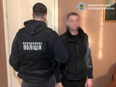 У Києві викрили збут заборонених речовин: їх маскували в побутових товарах