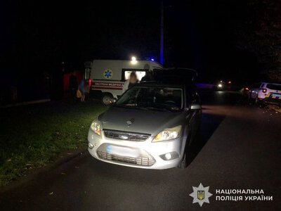 На Львівщині під колеса авто потрапив чоловік