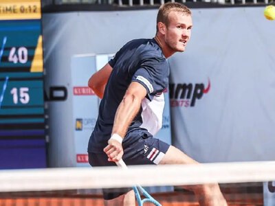Перша ракетка України впритул наблизився до основної сітки турніру у Франції