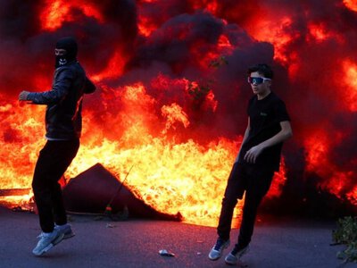 Протести охопили кілька країн Європи: у містах почалися сутички з поліцією