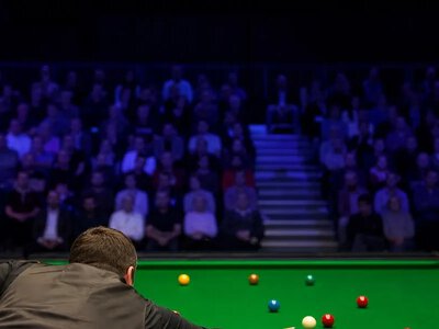 Селбі вибув у першому раунді Northern Ireland Open, Лісовскі переміг — BBC Sport