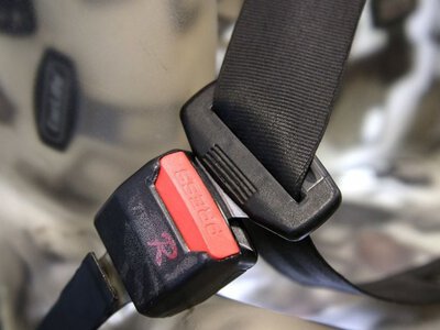 У Європі дозволяють їздити без паска безпеки лише окремим категоріям водіїв і пасажирів