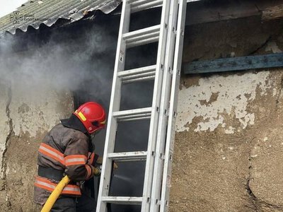 Дві пожежі сталися в Кременчуцькому районі у неділю: горіли господарчі будівлі
