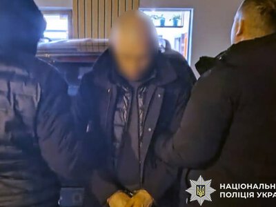 На Хмельниччині чоловіка, якого екстрадували з Латвії, засудили до 4 років ув’язнення