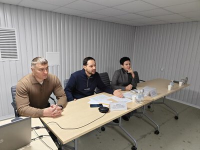 Атаки на Рівненщину: одного чоловіка госпіталізували з осколковими пораненнями ніг