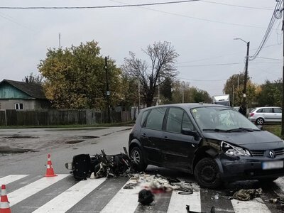 Водій мопеда загинув: подробиці аварії у Мені