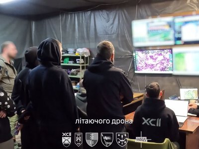Українські військові вперше у світі евакуювали пораненого з фронту за допомогою важкого дрона