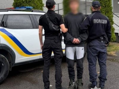 На Ужгородщині 20-річного хлопця підозрюють у пограбуванні працівниці магазину — PMG.ua