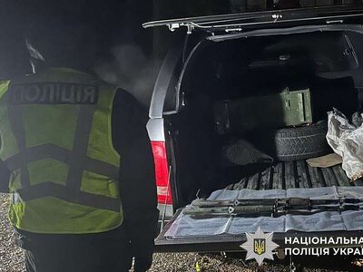 На Буковині затримали мешканця Кіцманя, підозрюють у продажу зброї