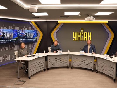 Експерти пояснили, чому Зеленський відновив удари по російських НПЗ після «ініціативи Трампа»
