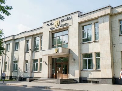 Херсонська міськрада оголосила вакансії: заступник начальника адмінвідділу та водій