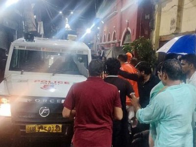  В Індії через тисняву під час індуїстського свята загинули 17 людей 