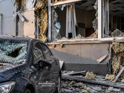 У Хмельницькому після атаки російських БпЛА зафіксовані пошкодження майна та відключення світла
