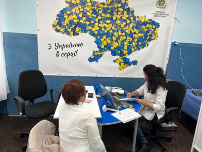 «Вільні разом»: Івано-Франківськ, Черкаси та Хмельницький продовжують допомагати переселенцям з Херсонщини