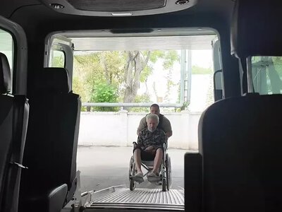 Як переселенцям з інвалідністю на Херсонщині відновити виплати і оформити субсидію