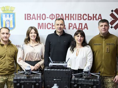 Три квадрокоптери «Matrice» передали воїнам 50 полку НГУ в Івано-Франківську