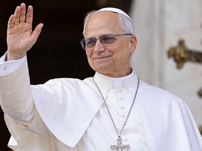 Папа Римський обговорив із Зеленським перемир'я після розмови з Путіним