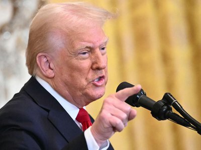 Трамп заявив, що Росія поводиться нормально щодо України та не робить нічого особливого
