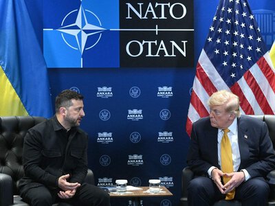 Зеленський закликав сенаторів США натиснути на Трампа щодо допомоги Україні, – Axios
