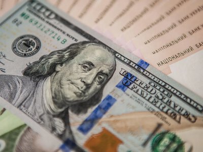 Курс валют на 20 вересня: долар знову перевалив за 45 гривень