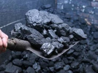 Судитимуть посадовицю Монастирищенської міськради, яка переплатила понад мільйон гривень за вугілля для шкіл