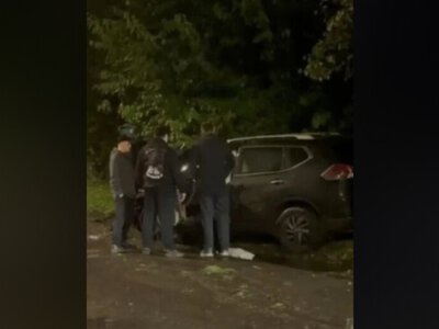 У Дніпрі водій Nissan збив 16-річного скутериста та врізався в паркан